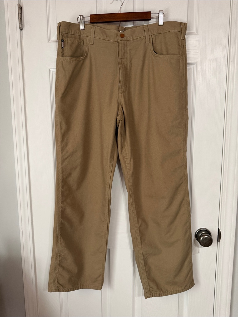 Carhartt Straight-Leg Pants in Khaki